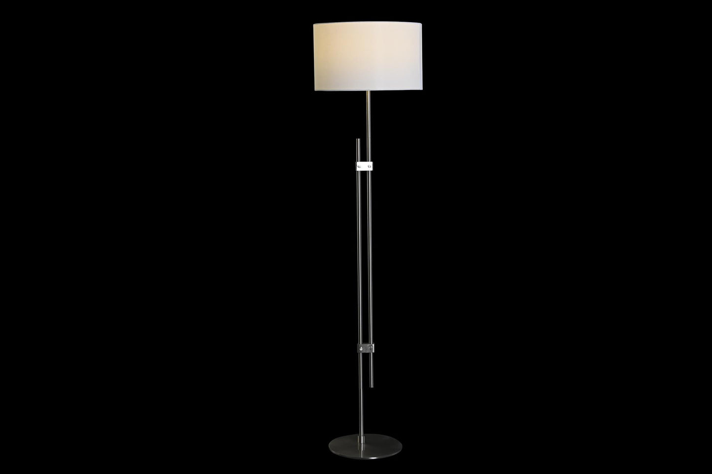 Lampara pie metal 35.5*35.5*143cm plateado