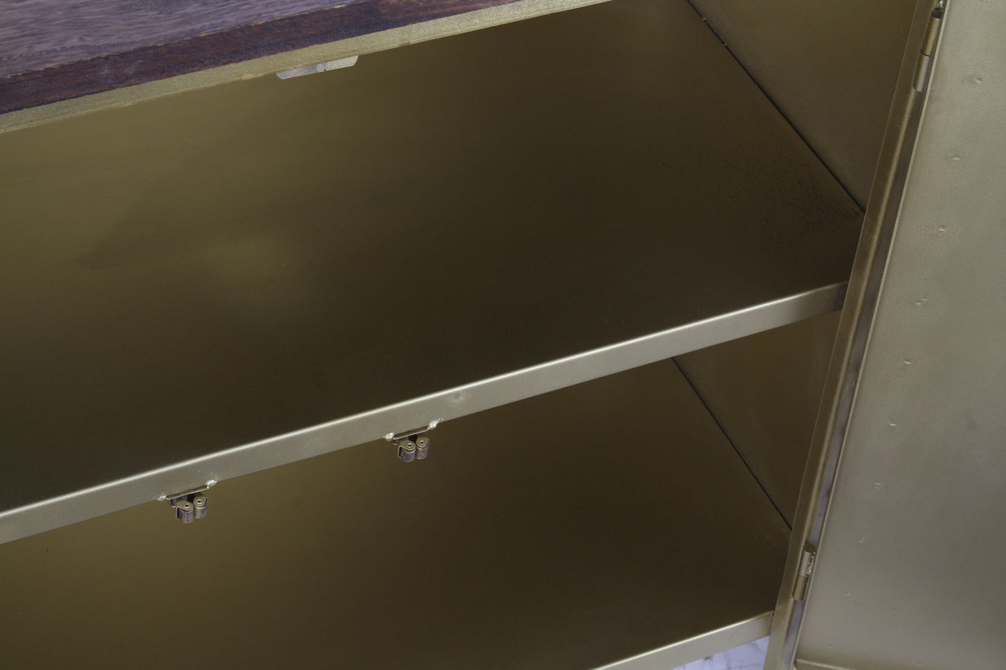 Buffet metal 152*35*69cm dorado