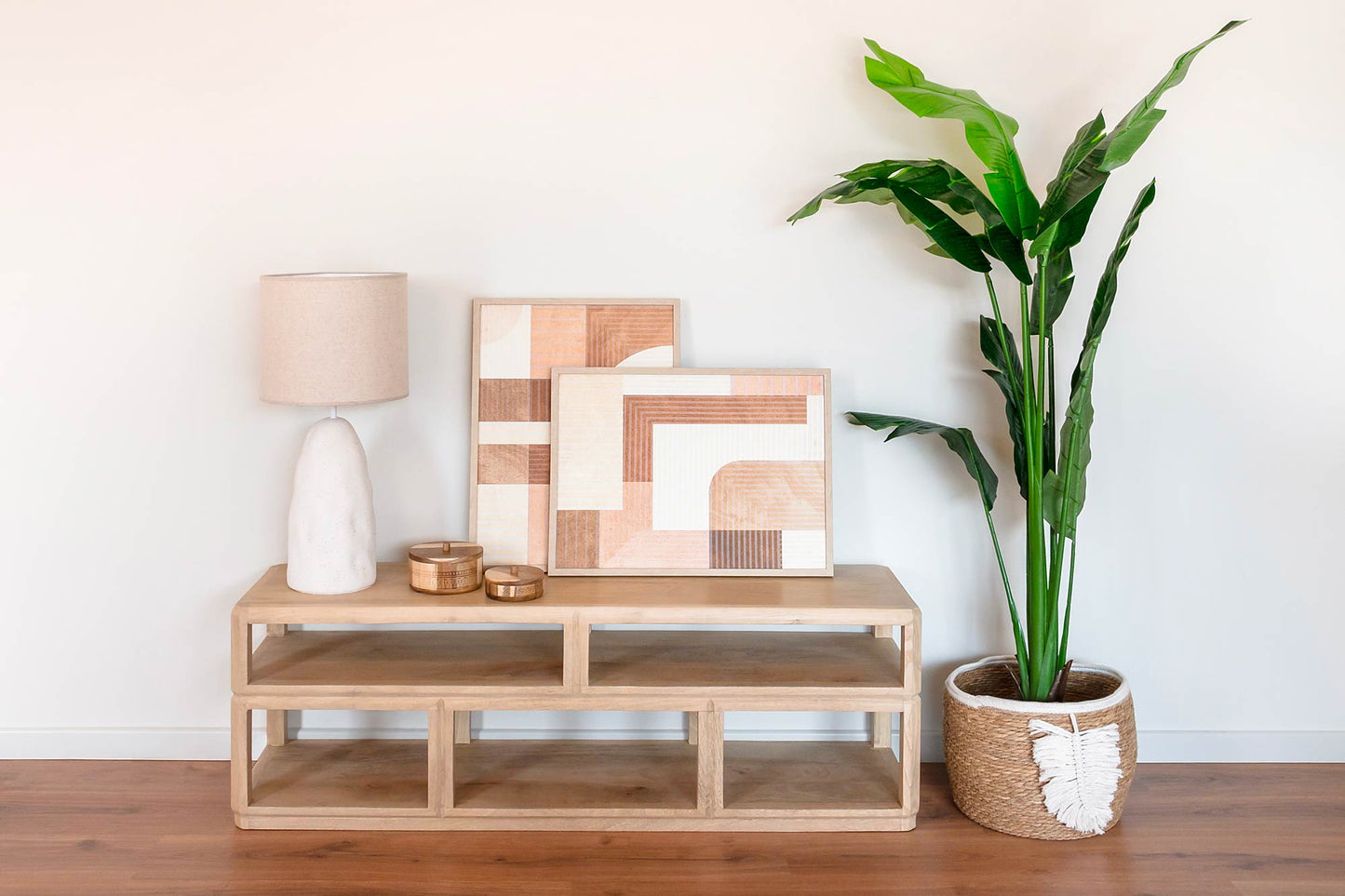 Mueble TV mango 135*35*46cm natural