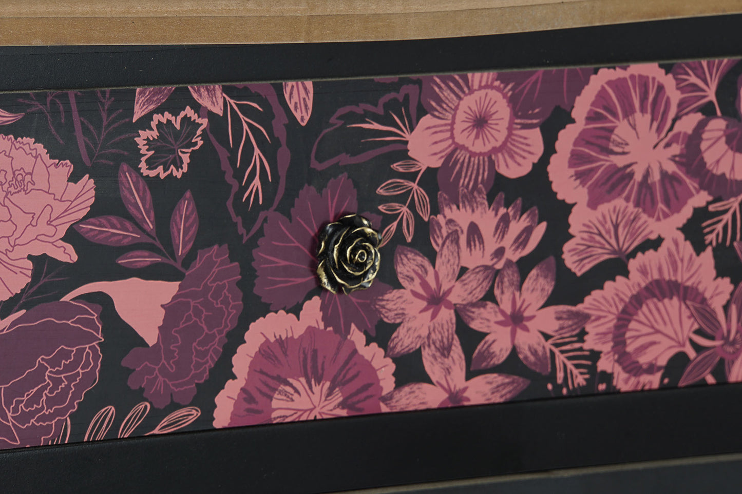 Cajonera mdf 76*39*75.5cm floral negro