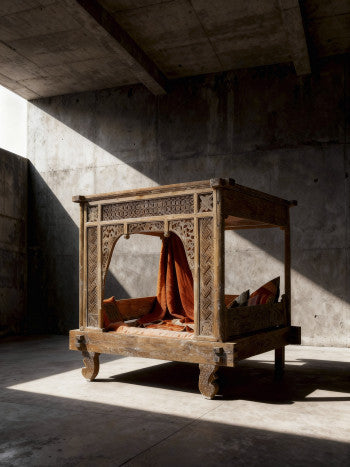 Cama con dosel teca 225x160x206 tallada decapé