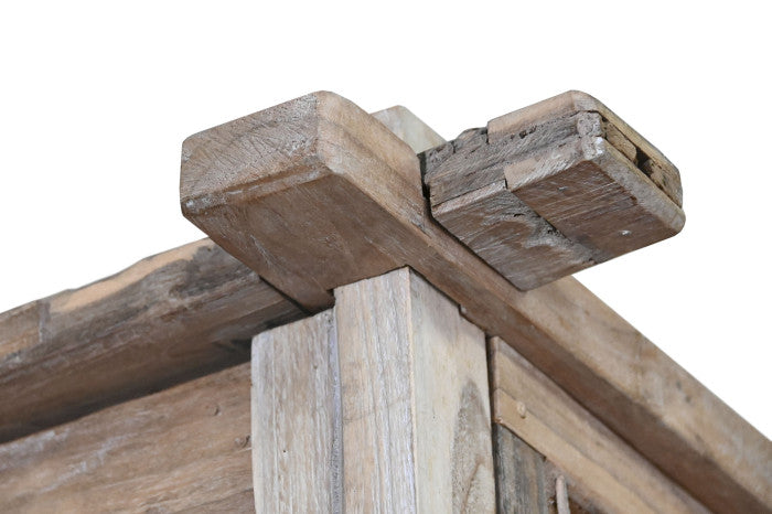 Cama con dosel teca 225x160x206 tallada decapé